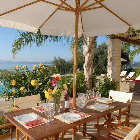 Nisaki Sleeps 10 Pool Wifi Villa Nisaki (Corfu)