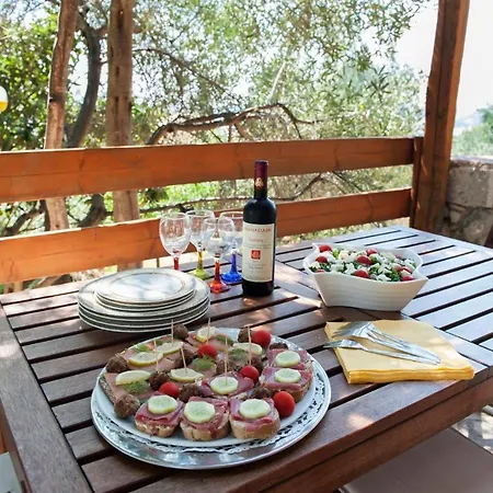 Nisaki Sleeps 10 Pool Wifi Nisaki (Corfu)